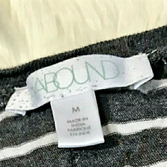 Abound Tunic - Picture 4 of 5